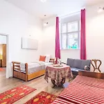 Superb Location - Classic Design Apartamento Budapeste