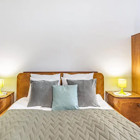 Superb Location - Classic Design Apartmán *